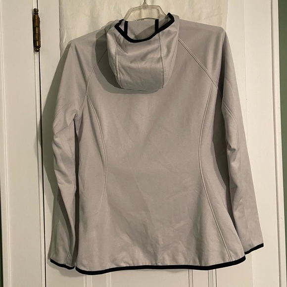 The North Face - Women’s Asymmetrical Zip Up Hoodie - Picture 2 of 7